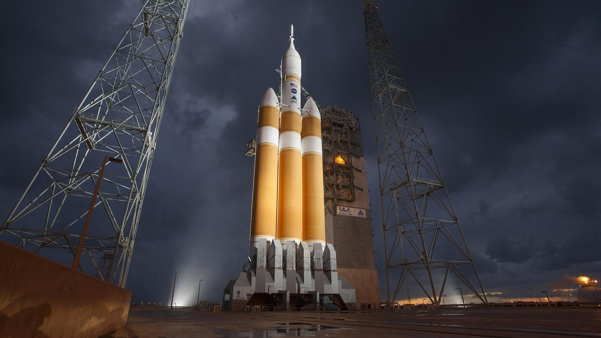 地方政府推动“体育+文化+旅游”融合发展，特色篮球节成为亮点