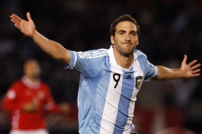 爱游戏app下载-浓眉保护篮下多次干扰对手出手，nba浓眉打什么位置