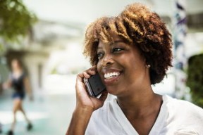 爱游戏app-马刺小前锋完成赛季首个双双数据，马刺队小前锋