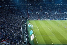 爱游戏体育app-德甲攻防激战：节奏快、精彩无限！，德甲战术